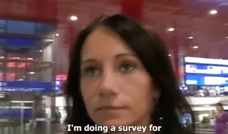 Señora videos de señoras chichonas con grandes tetas se folla a una fuerte subida de la forma de la ficha de arte después de la mamada