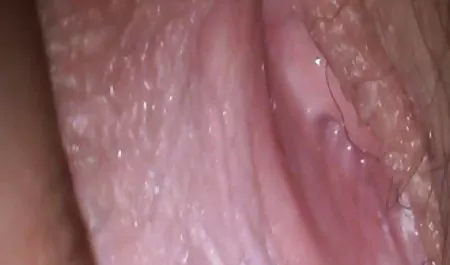 Joven puta con tetas grandes olas en la polla Deepthroating chichonas con pezones grandes