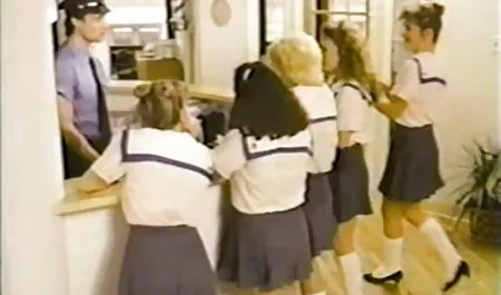 Morena con culo grande olas de una larga y gruesa polla mujeres chichonas sexis durante las relaciones sexuales