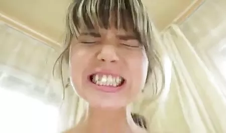 Sexy bitch difundir su pan señoras bien tetonas y quiere rápidamente