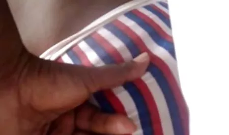 Chica caliente en lencería chichonas mexicanas videos sexy se folla a cáncer con un negro
