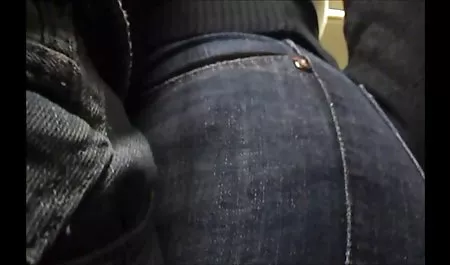 Semental con una polla mujeres desnudas chichonas y culonas grande freír un amigo de la criada en la cocina, alternando
