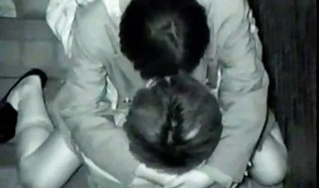 Dos chicas cachondas, radiante con un hombre chavitas tetonas xxx