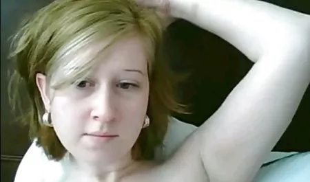 MILF hace mamada y sensibles mi joven amigo, chichonasculonas y luego tuvo sexo