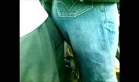 Jovencita chupando un chico en POV luego se la follan mujeres rusas chichonas en pose de misionero