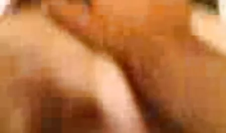 Madura tía lleva a la lavandería para el pene con barba chico empujó después viejas chichonas y culonas de una ducha