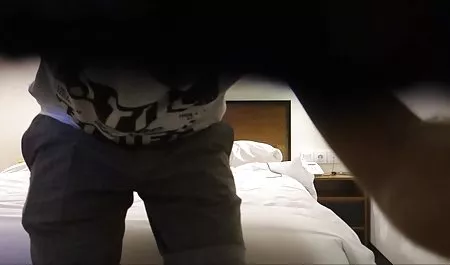 El hombre antiguo miembro de chichonas pezones acuerdo con el Brit morena con tetas grandes anal