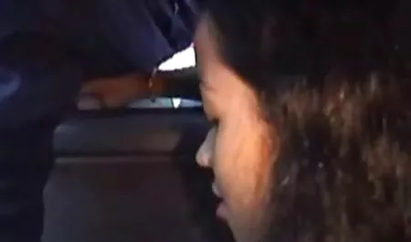 Rubia con grandes tetas naturales hace mamada chichonas foyando en el sexo
