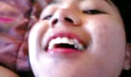 Tomó a la joven criada en las medias de cáncer en la cocina después de videos de chavas chichonas la mamada