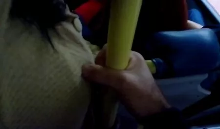 La parte superior de los hombres tomar cómo los negros de mierda de las mujeres viejas encueradas chichonas