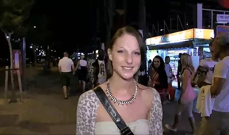 Una joven morena se masturba vagina con los dedos antes videos de sexo chichonas de sexo en casting