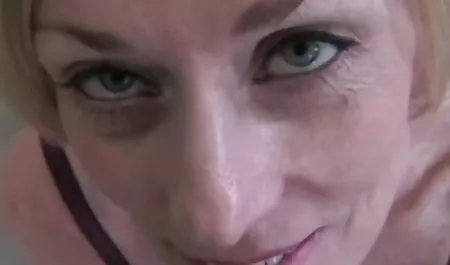 La astucia maestro folla rubia con grandes tetas después del masaje chichonas haciendo el amor